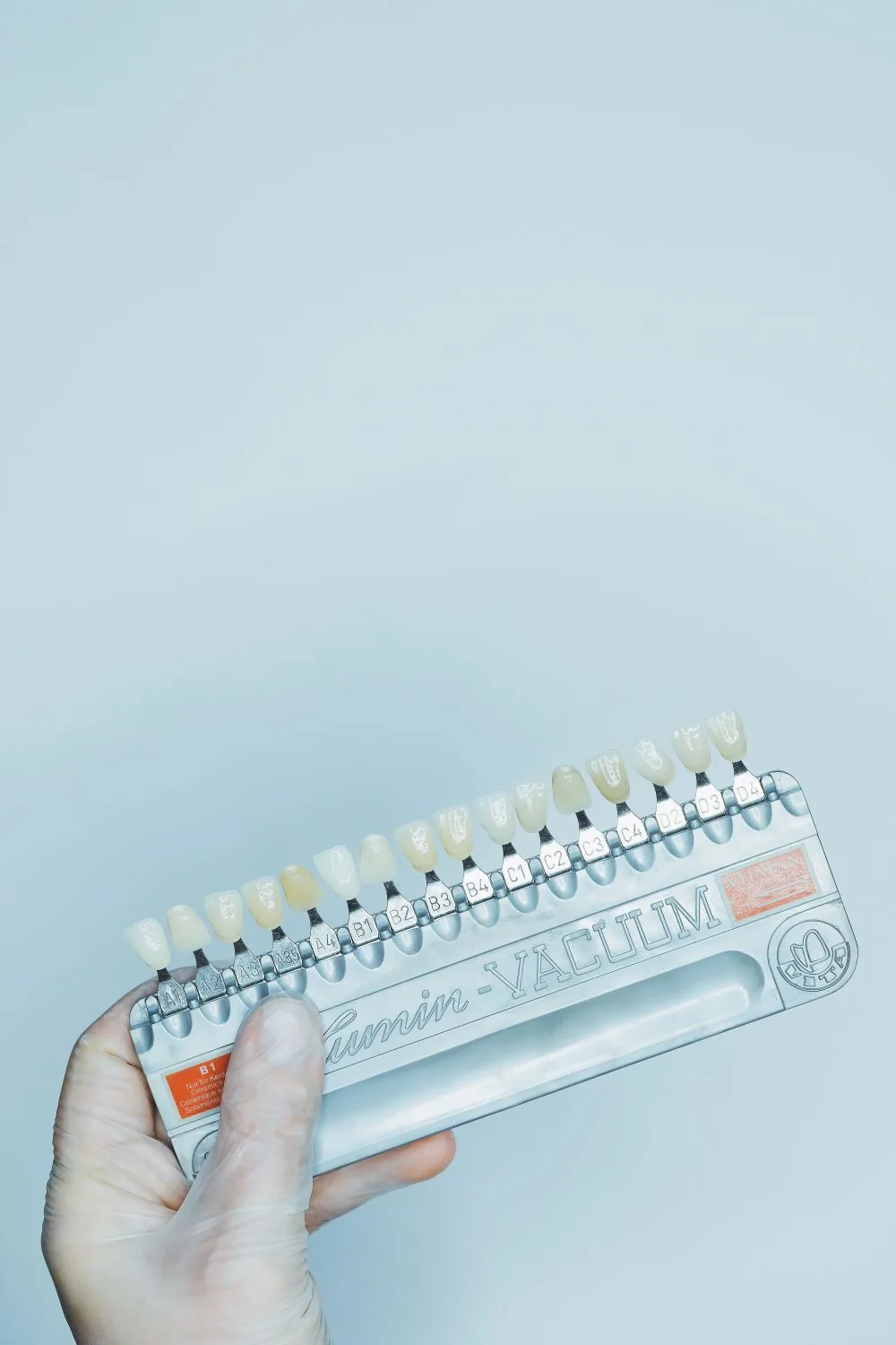 How to keep your teeth white after whitening